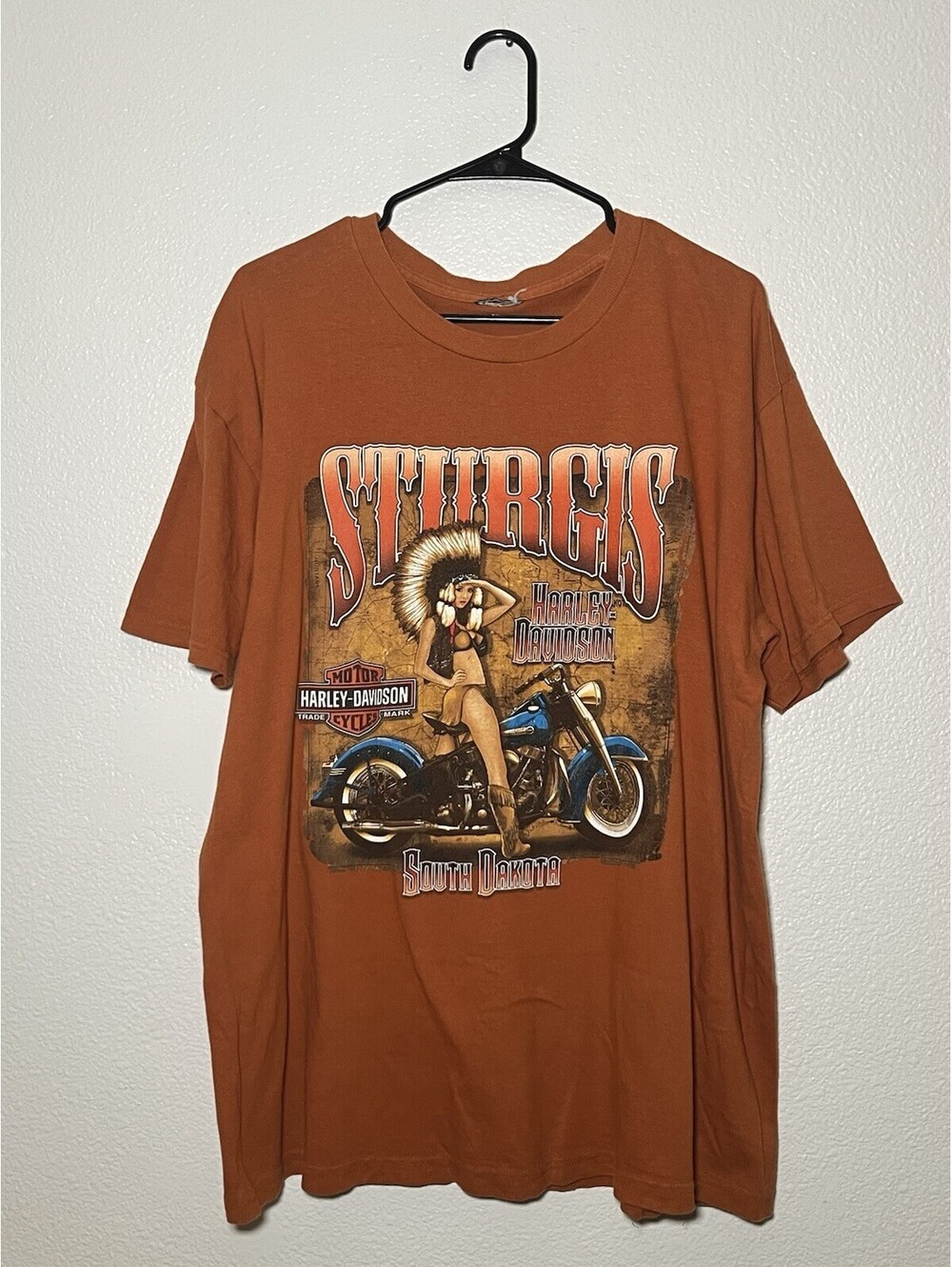 Harley Davidson T-Shirt Men’s Brown Sturgis South Dakota Headdress Pinup Girl XL